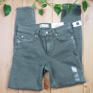 ☃Gap mid rise stretch true skinny jeans